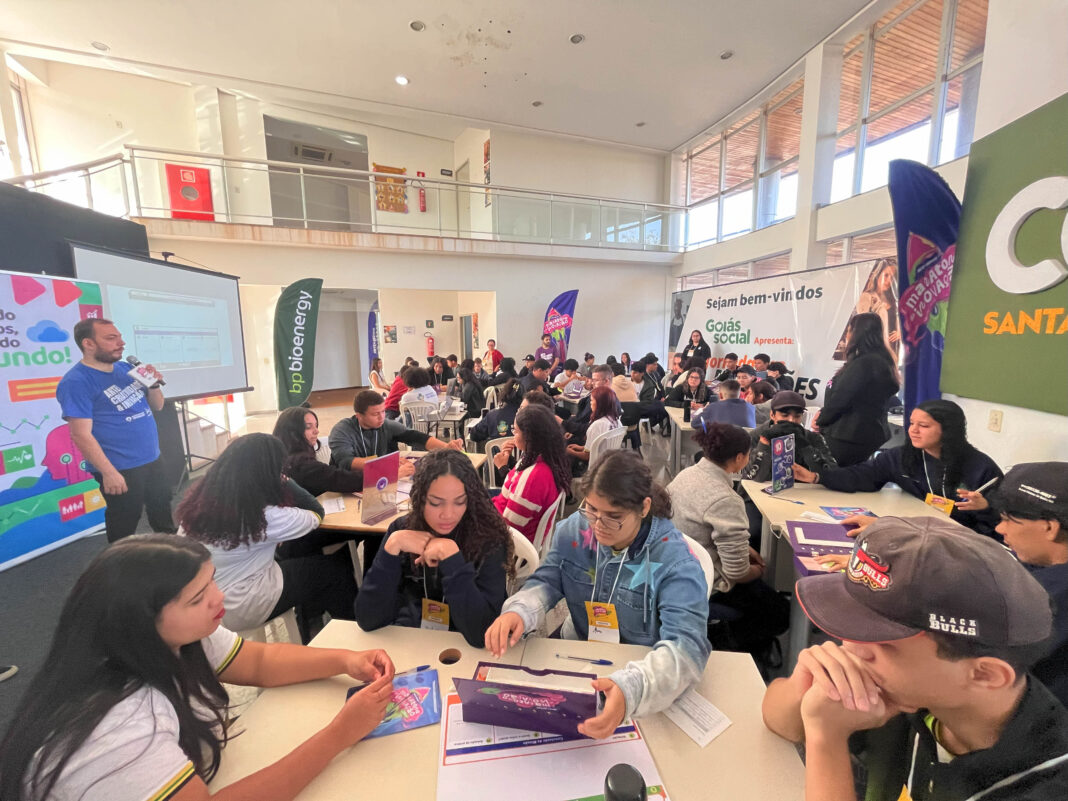 De Santa Helena De Goiás Para O Futuro: Estudantes Goianos Transformam Desafios Ambientais Em Ideias Viáveis Durante Arte De Inovar Com Maratona De Inovação