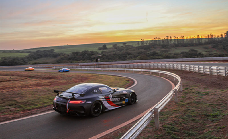 Raceville Une Autódromo E Hotel Fazenda E Reposiciona A Experiência De Velocidade Como Programa Para Toda A Família